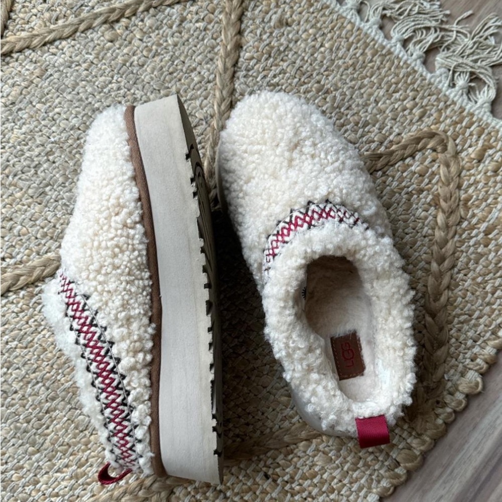 Women Tazz Braid Slip-on uggs